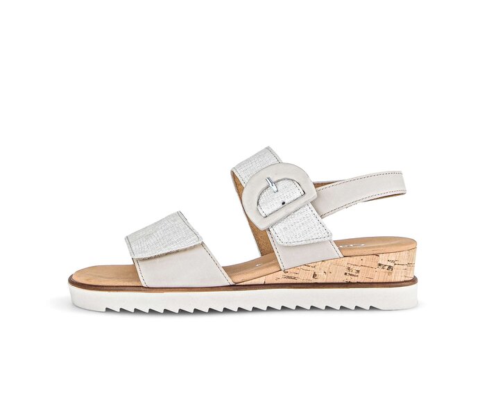 Sandaleno met sleehak beige #0