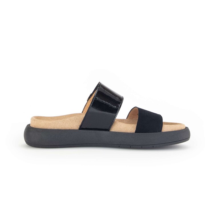 Pantolette schwarz #1