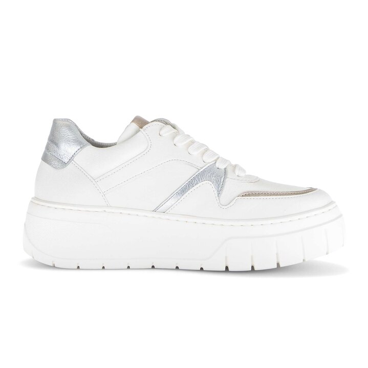 Sneaker low creme #1