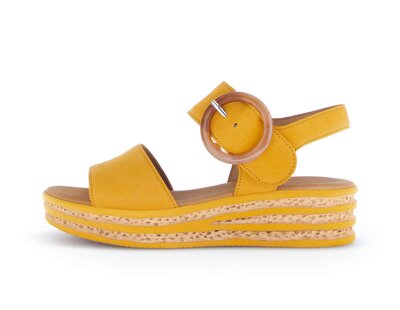 Sandalo con plateau giallo