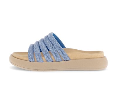 Pantolette blau