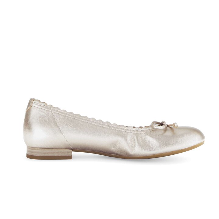 Ballerina elegante oro #1