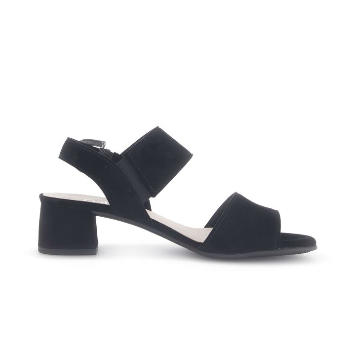 Riemchensandale schwarz #1