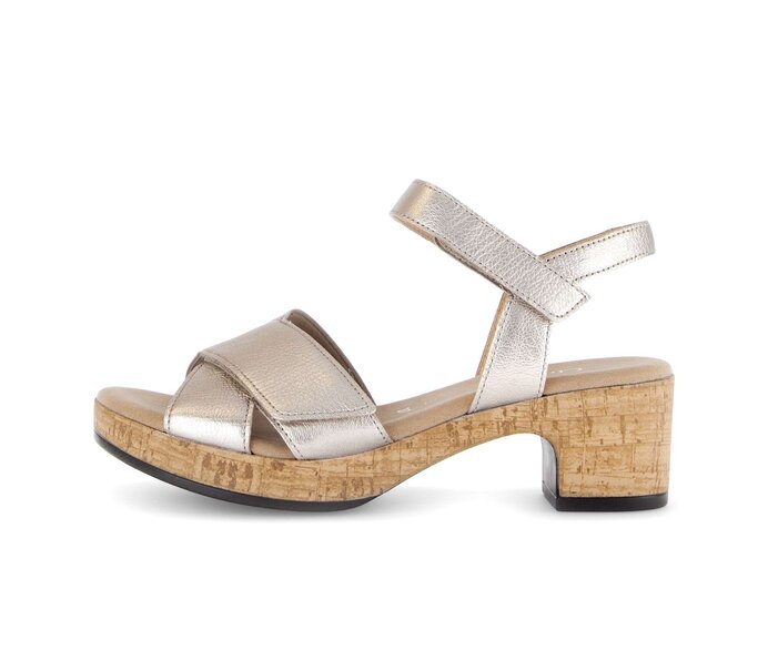 Riemchensandale beige #0