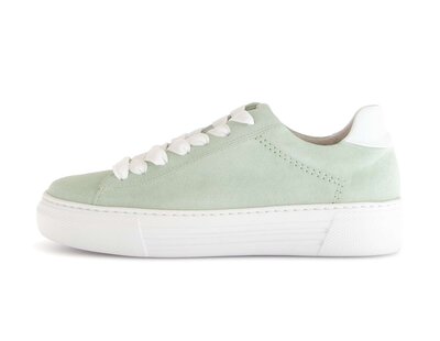Sneaker low grün