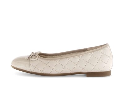 Eleganter Ballerina beige