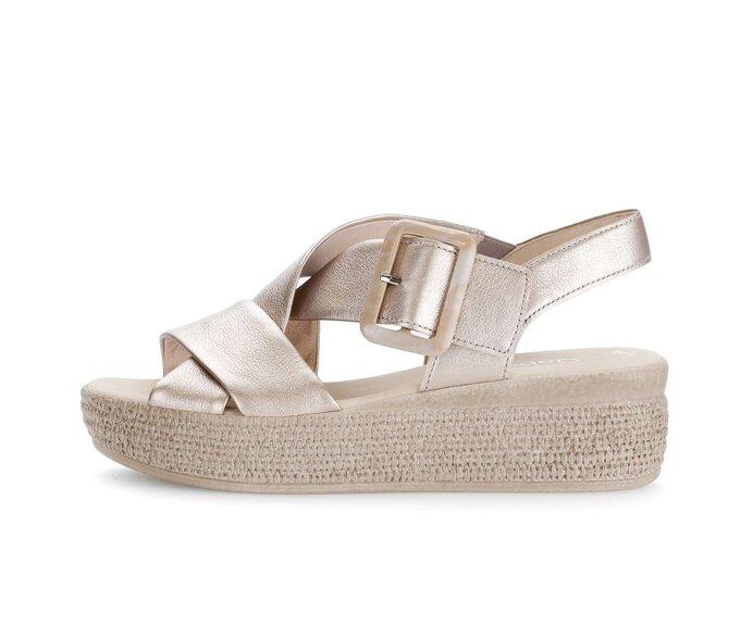 Sandale met plateauzool goud #0