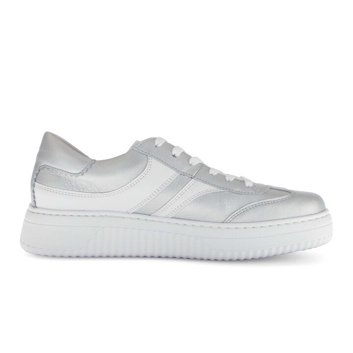 Sneaker low silber #1