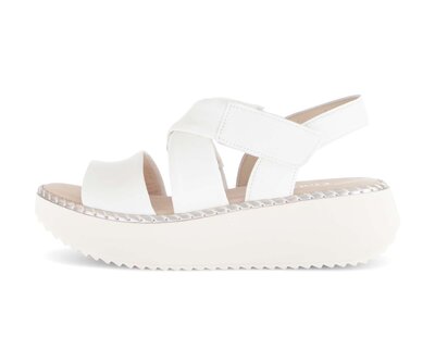 Sandalo con plateau crema