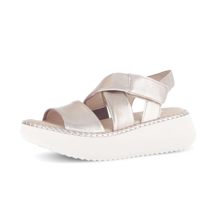 Sandale à plateforme or #2