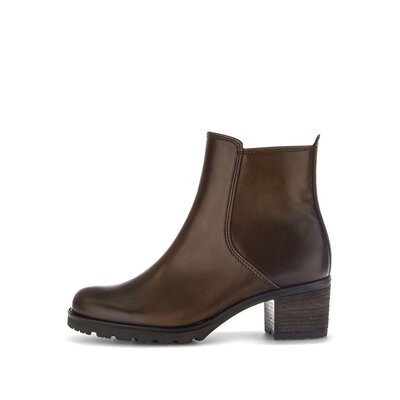 Sportliche Stiefelette braun