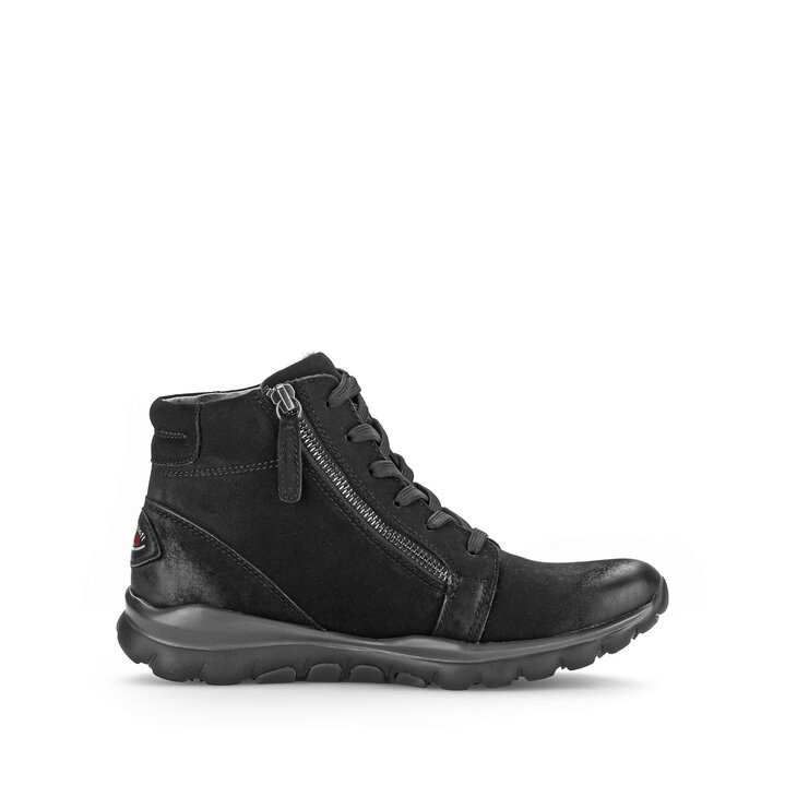 Sneaker high schwarz #1