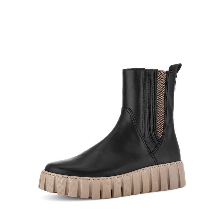 Enkellaarsjes op plateau zwart #2