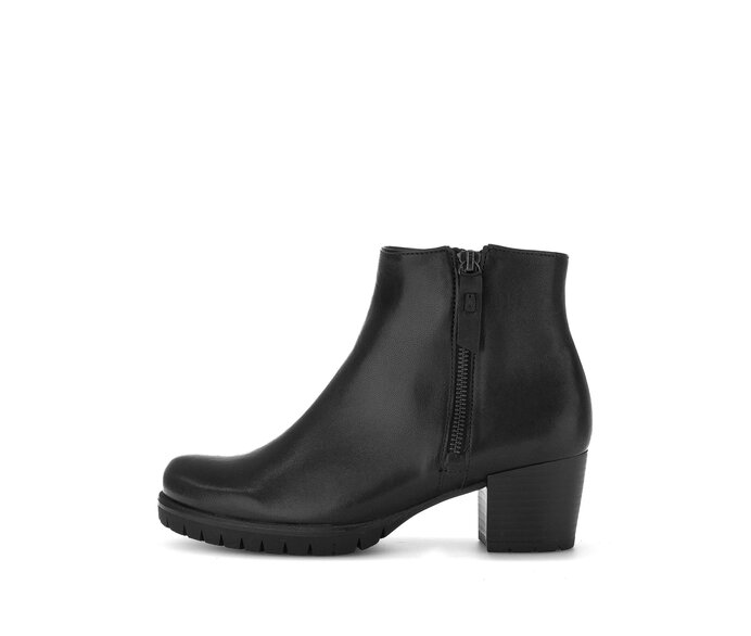 Sportliche Stiefelette schwarz #0