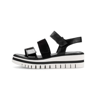 Sandalo con plateau nero