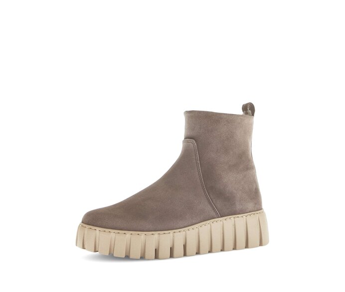 Stivaletto con plateau grigio #2 Stivaletto con plateau grigio #2