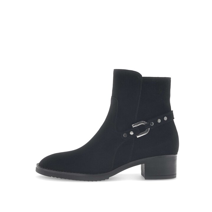 Sportliche Stiefelette schwarz #0