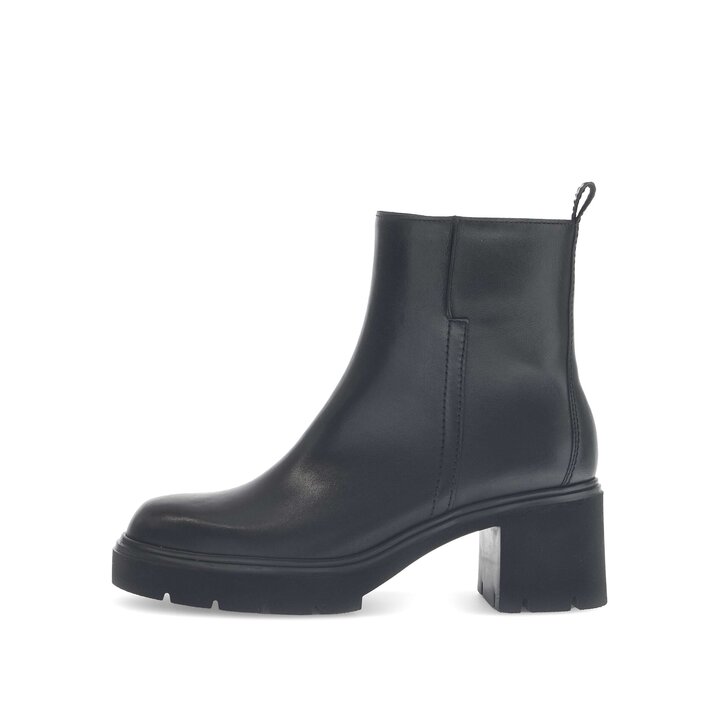 Plateau Stiefelette schwarz #0