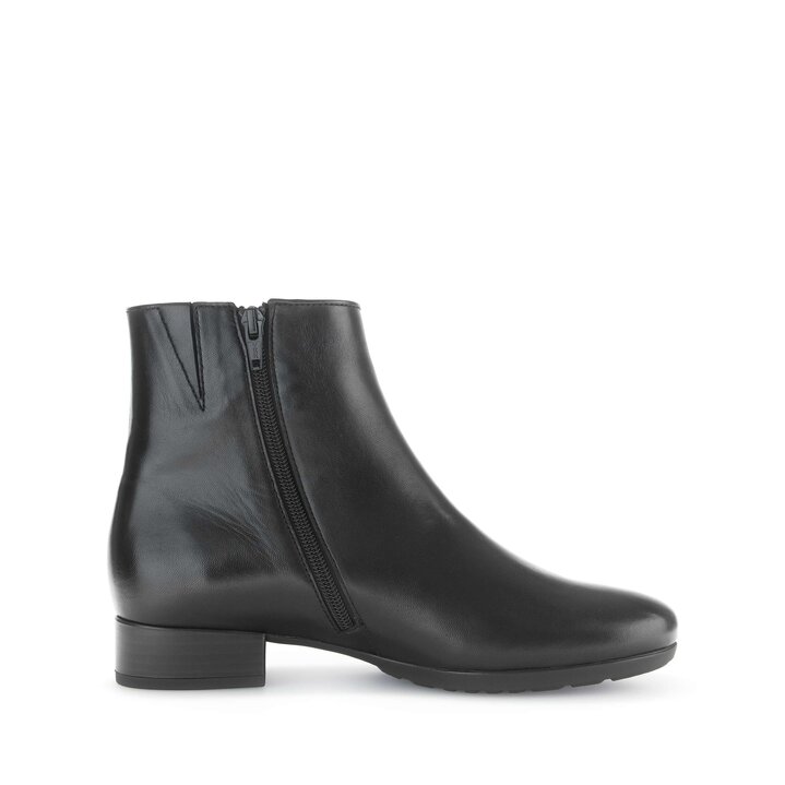 Elegante Stiefelette schwarz #1