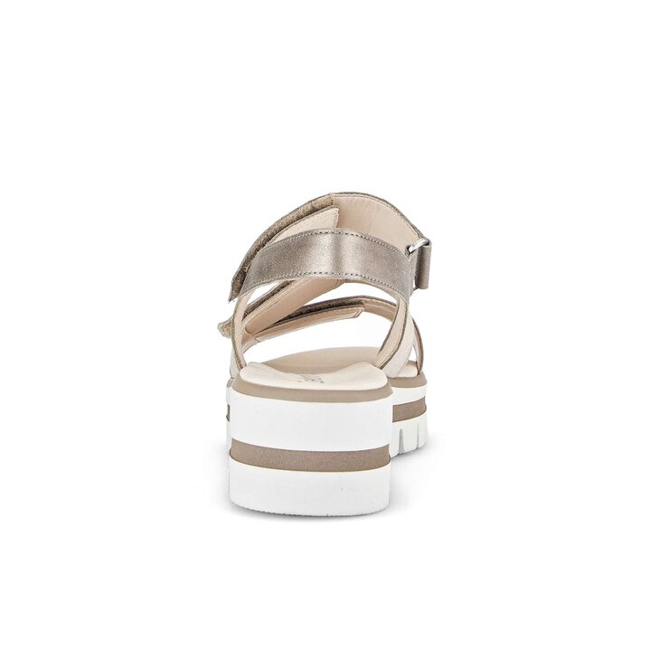 Sandalo con plateau beige #3