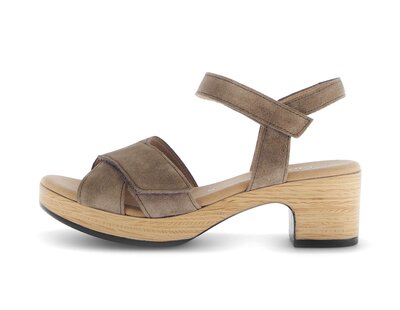 Plateau Sandale braun