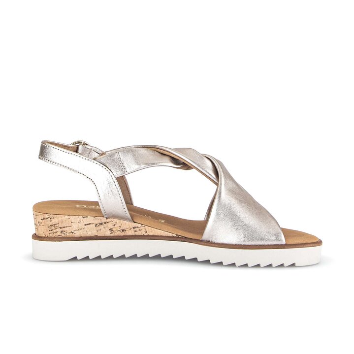 Sandales compensées or #1