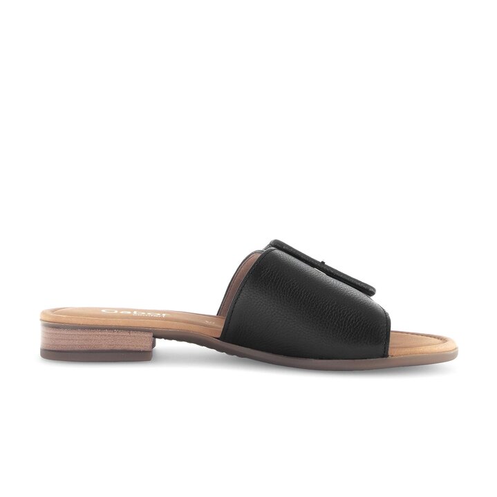 Pantolette schwarz #1