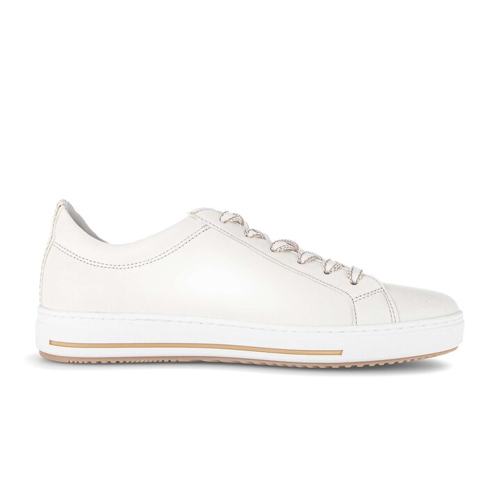 Sneaker low creme #1