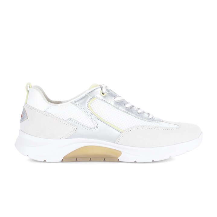 Sneaker low vit #1