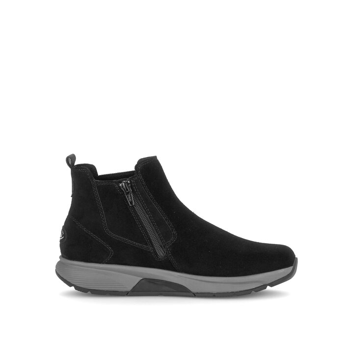 Sneaker high svart #1