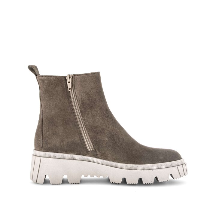 Sportliche Stiefelette braun #1