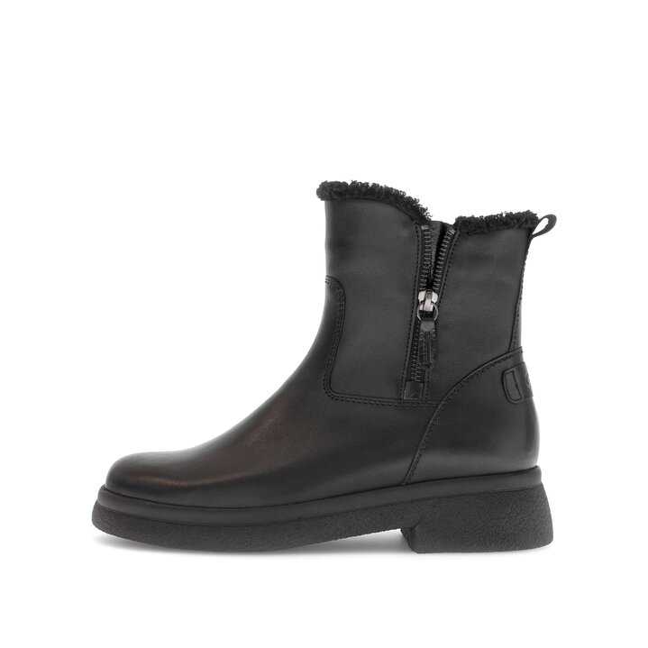 Sportliche Stiefelette schwarz #0