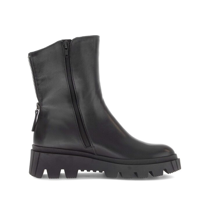 Plateau Stiefelette schwarz #1