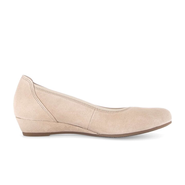 Pump met sleehak beige #1