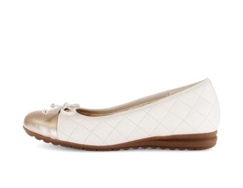  p17707920 beige