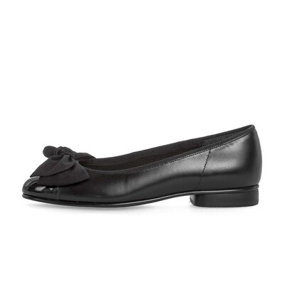 Ballerina elegante nero