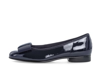 Elegante ballerina blauw